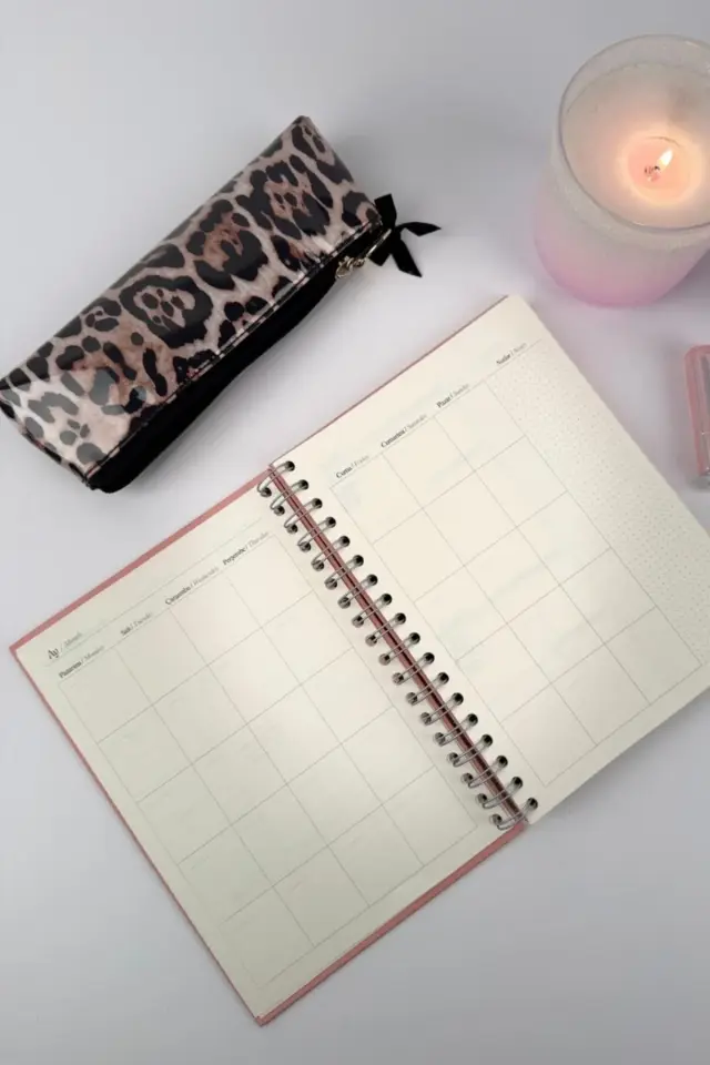 Pure Undated Planner Süresiz Planlayıcı Ajanda 17x24cm 90gr Ivory Velvet