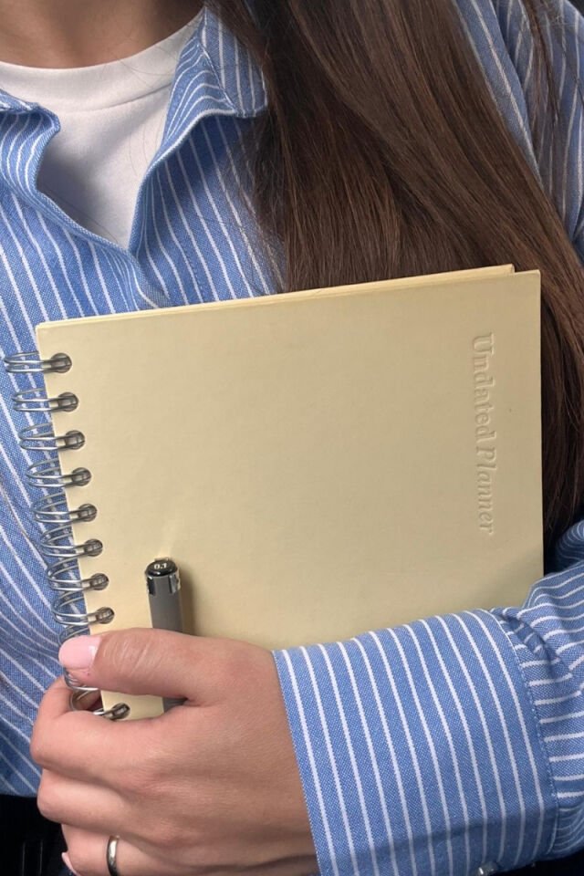 Pure Undated Planner Süresiz Planlayıcı Ajanda 17x24cm 90gr Ivory Butter